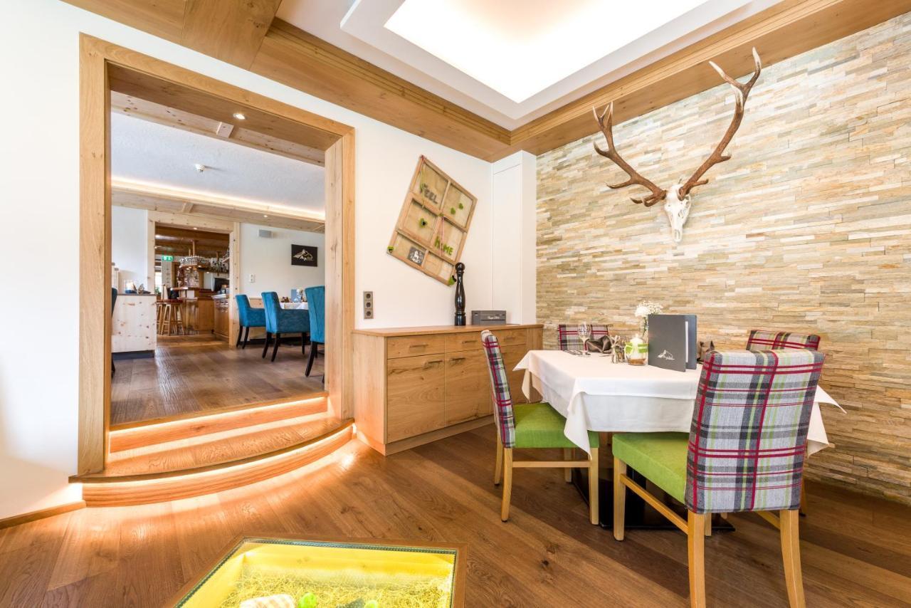 Wohlfuehlhotel Berg Heil Holzgau Exteriér fotografie
