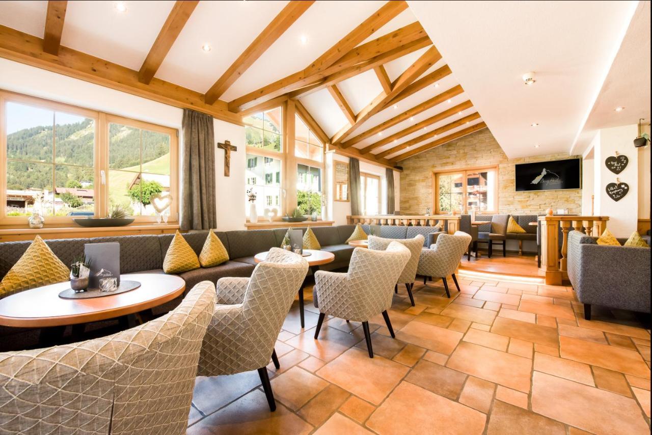 Wohlfuehlhotel Berg Heil Holzgau Exteriér fotografie
